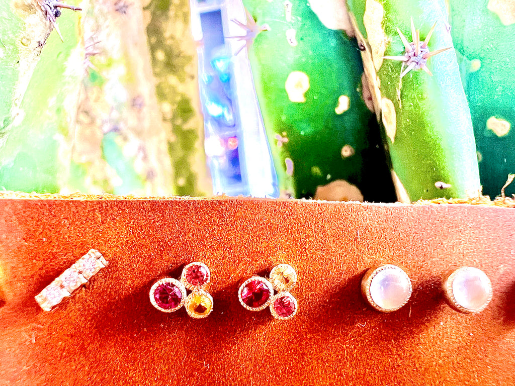 saphire trio studs